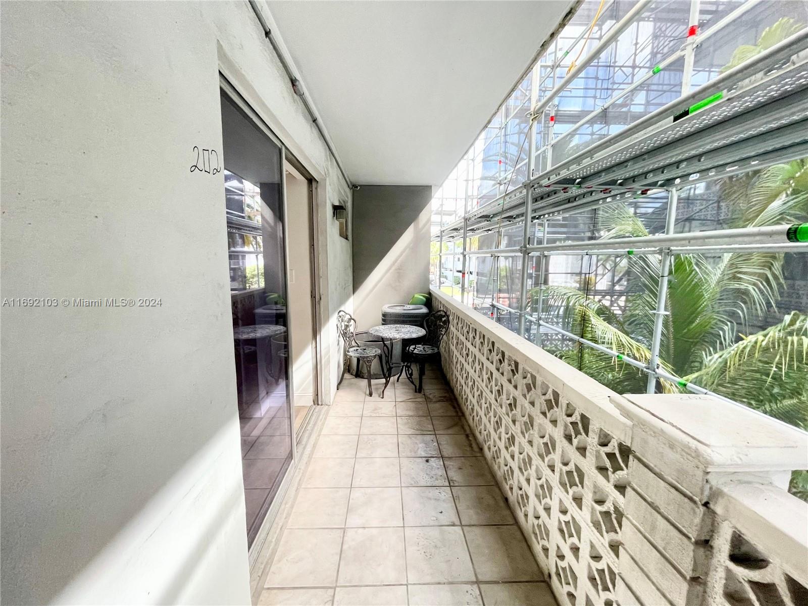 TWIN TOWERS CONDO - Residential
