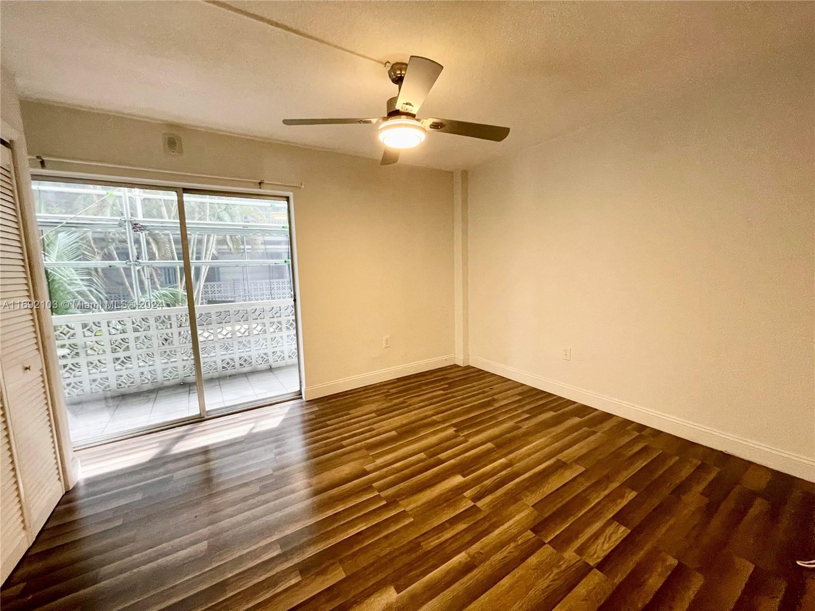TWIN TOWERS CONDO - Residential