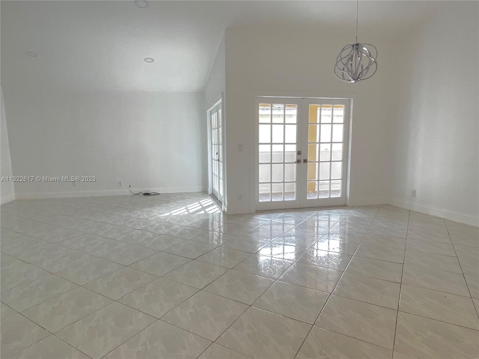 NEW RIVER ESTATES SECTION - Residential Lease