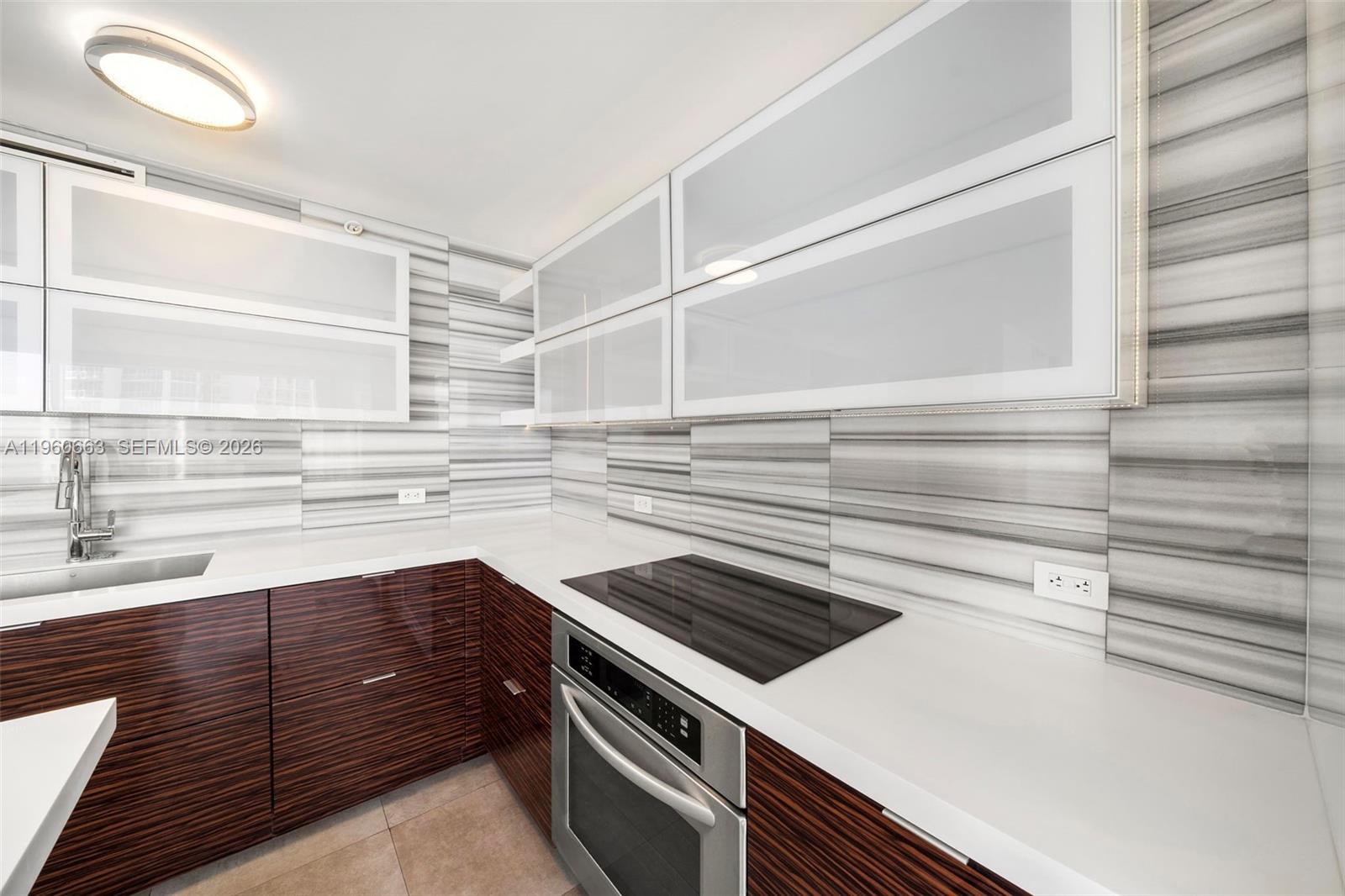 SOUTH POINTE TOWERS CONDO - Residential