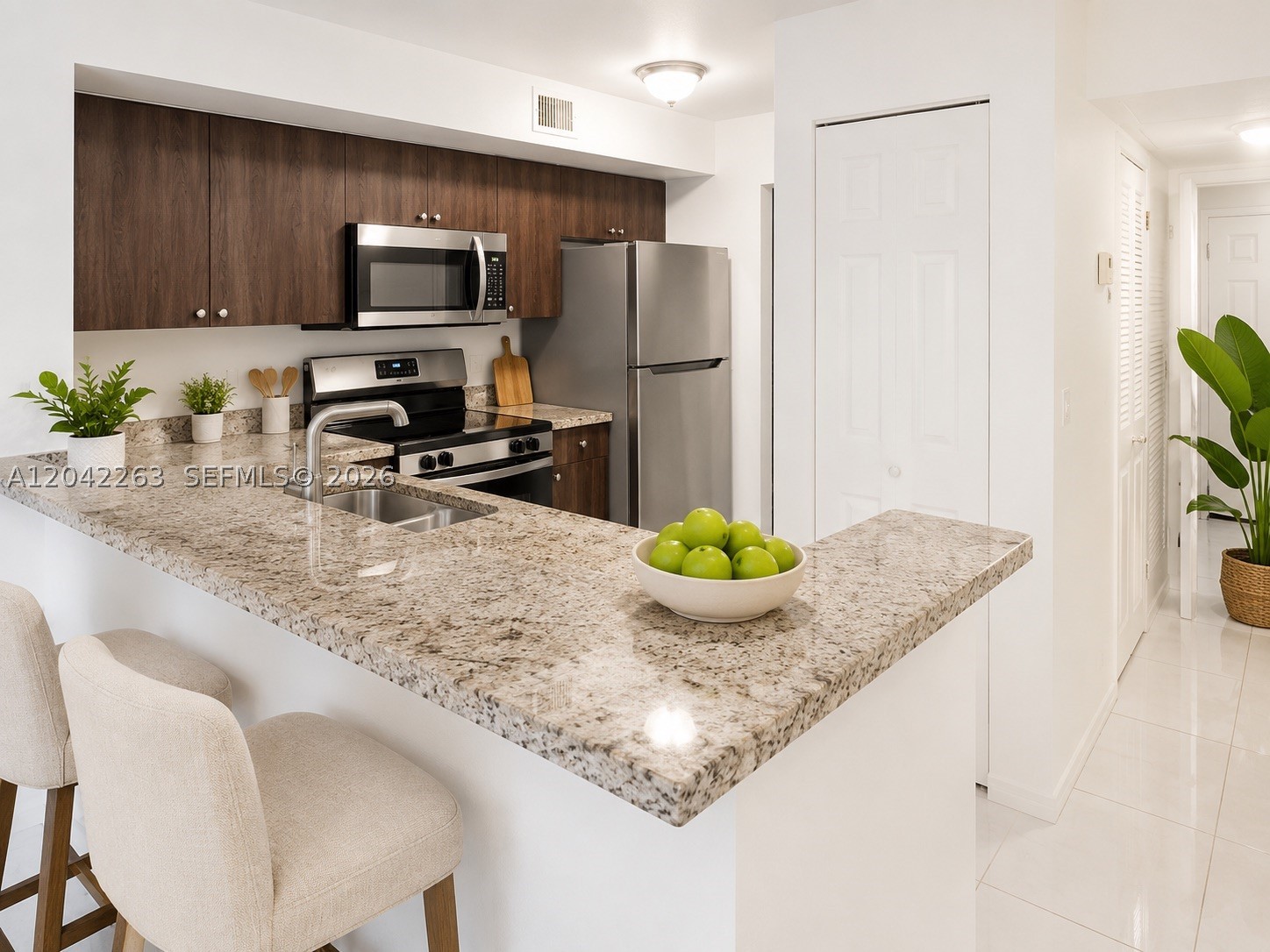 DEVONAIRE CONDO AT PEMBRO - Residential