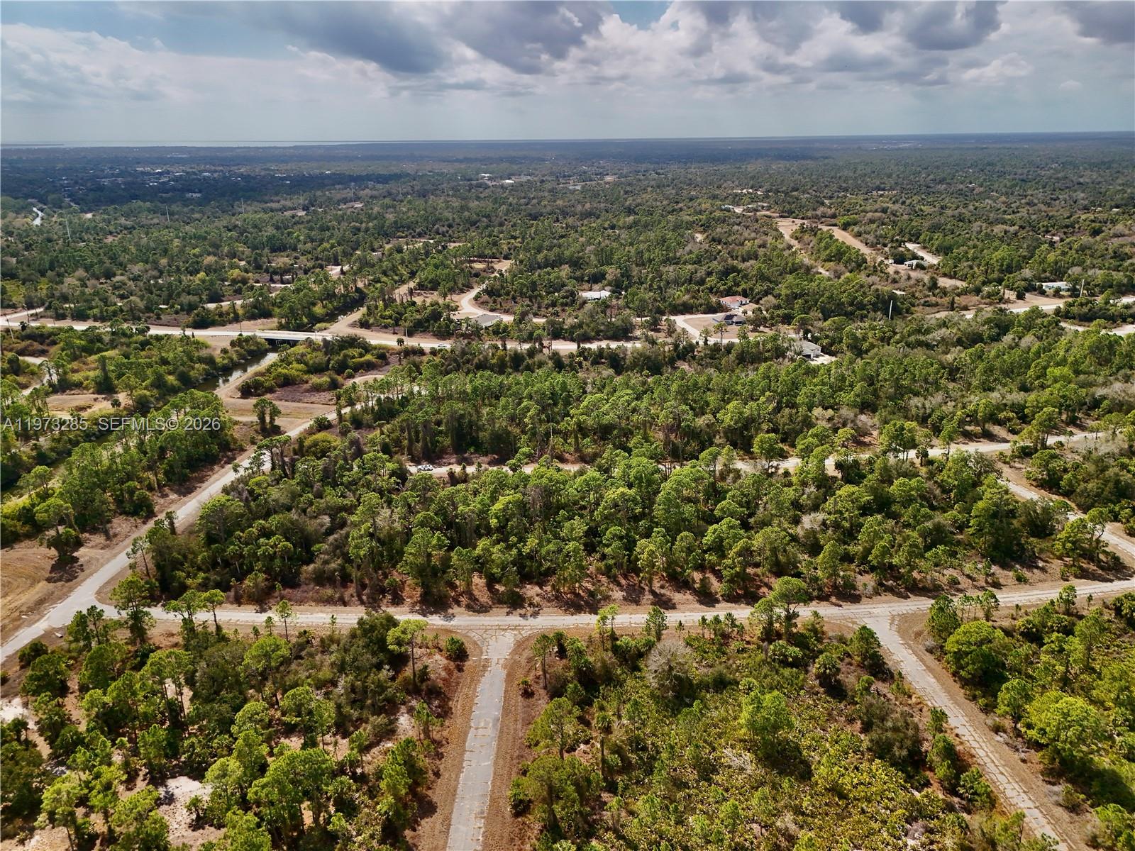 PORT CHARLOTTE - Land