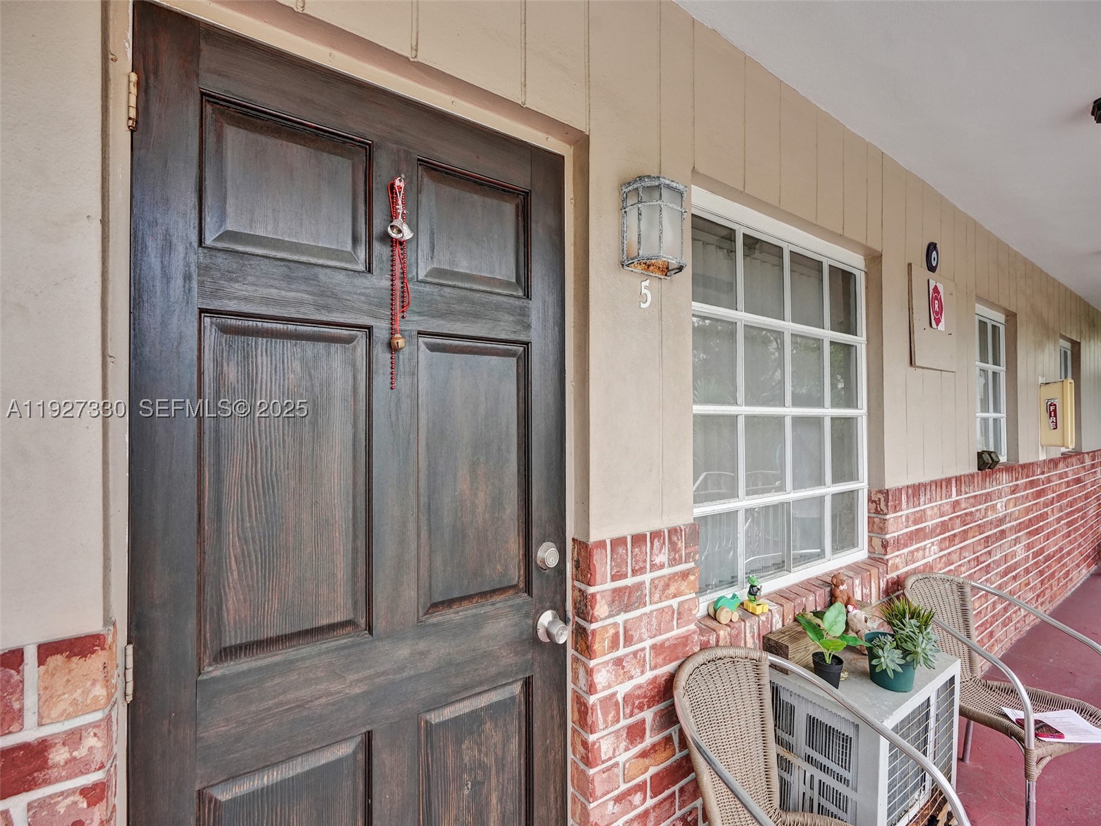 FLORENCE VILLAS - Residential Income
