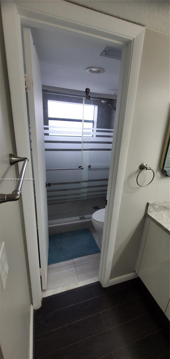 PIERPOINTE EAST CONDO ONE - Residential Lease