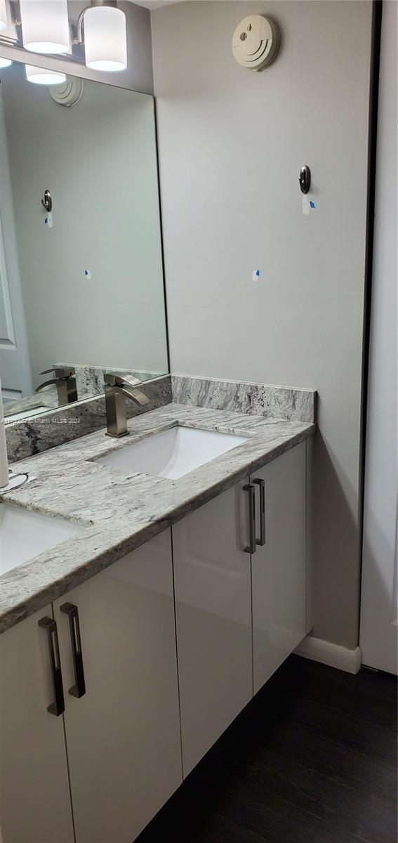 PIERPOINTE EAST CONDO ONE - Residential Lease