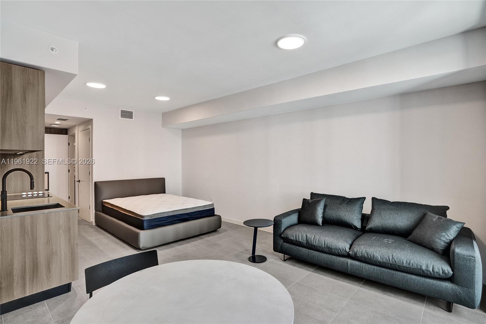 501 First Residences - Residential