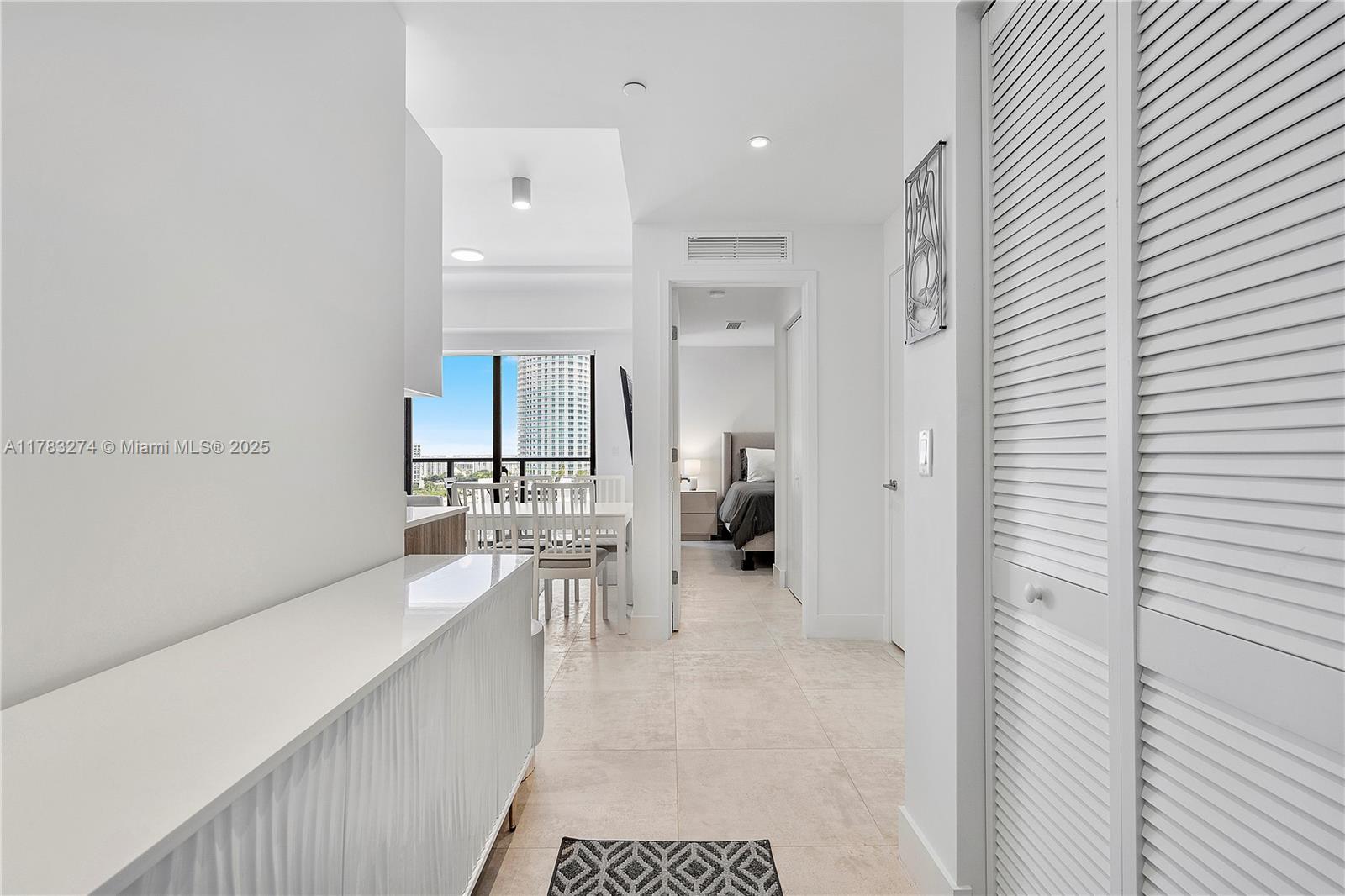 Smart Brickell - Residential