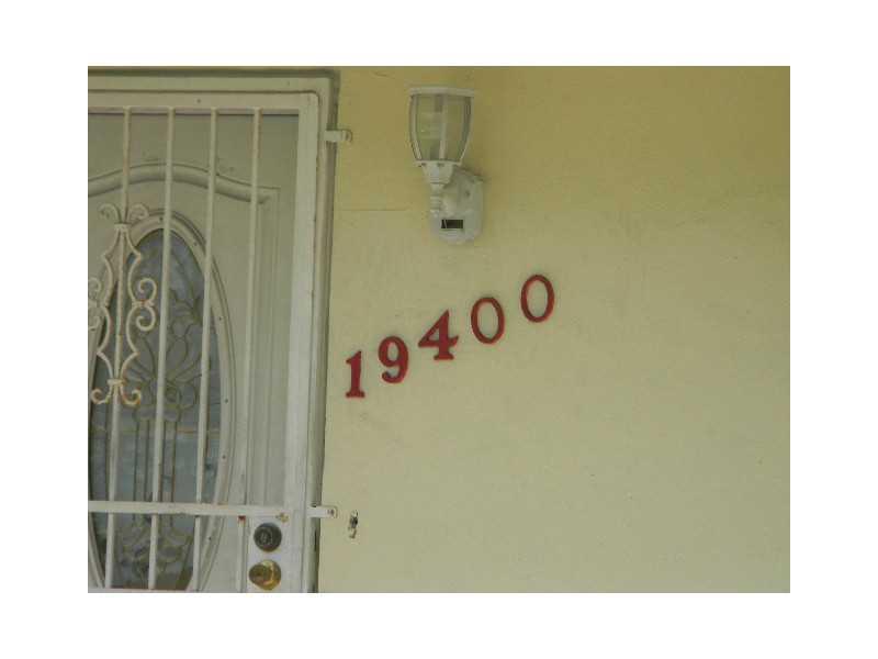 CAROL CITY GARDENS - Residential