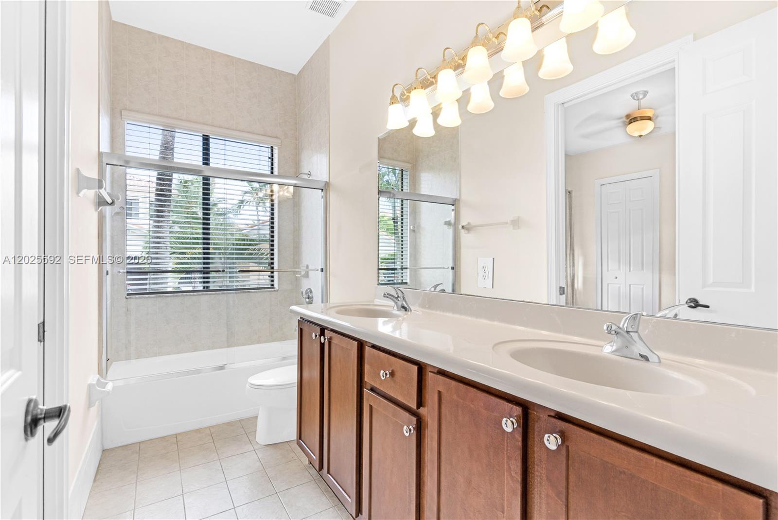 CUTLER CAY - Residential