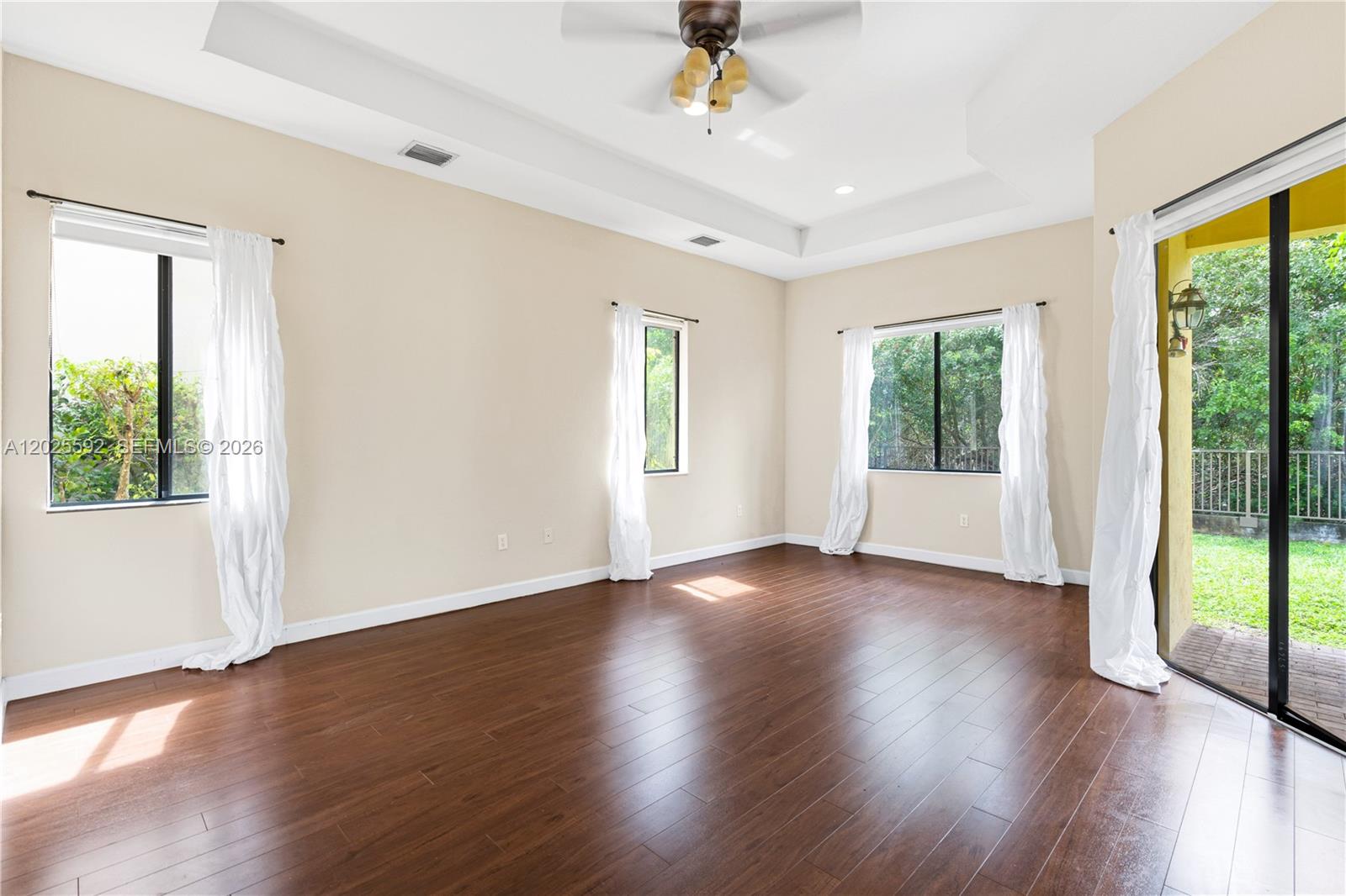 CUTLER CAY - Residential