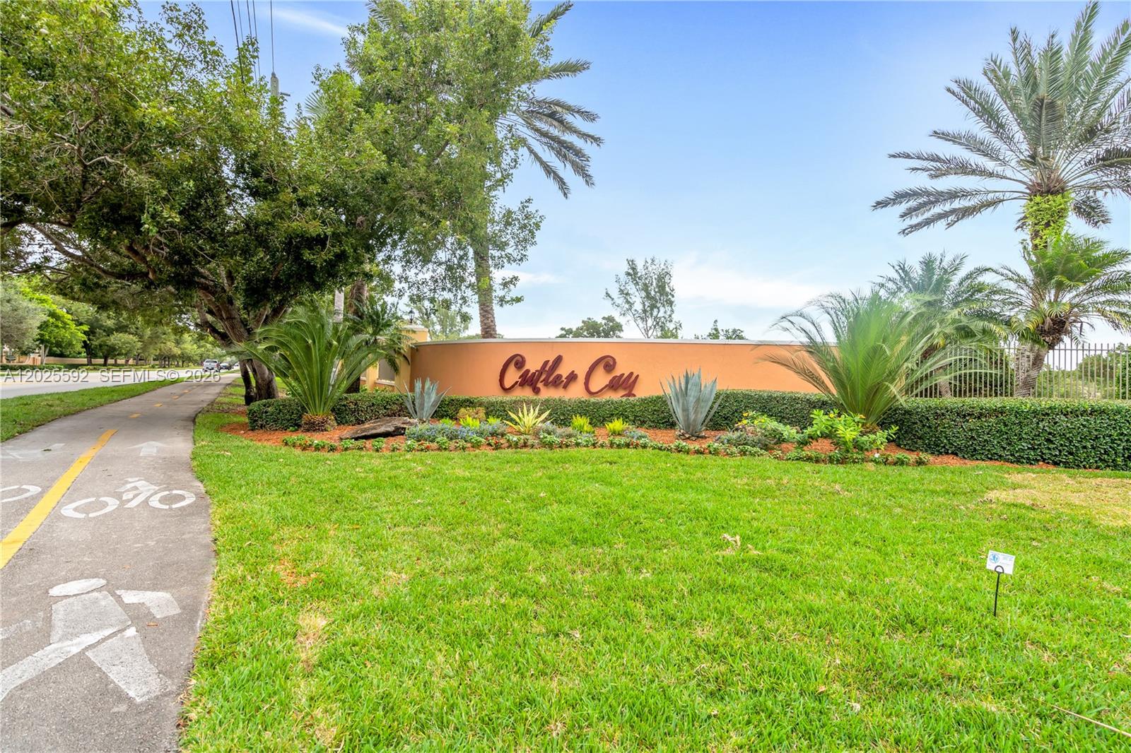CUTLER CAY - Residential