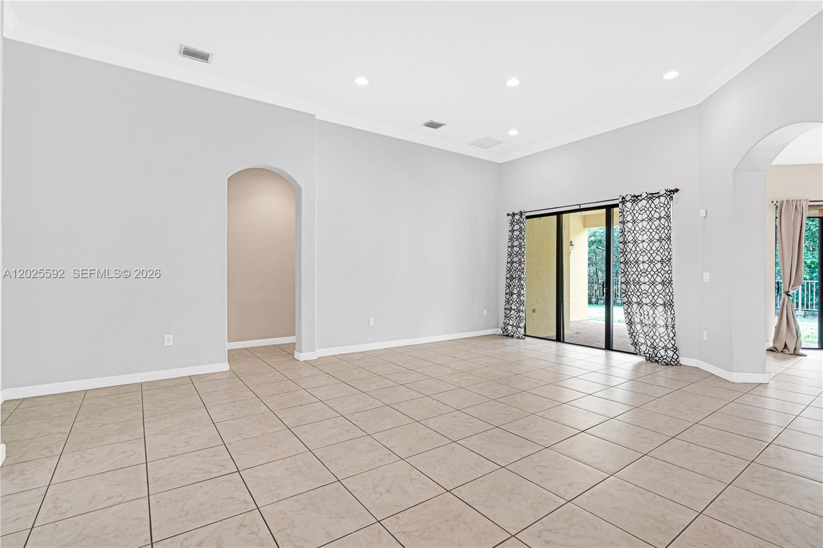 CUTLER CAY - Residential