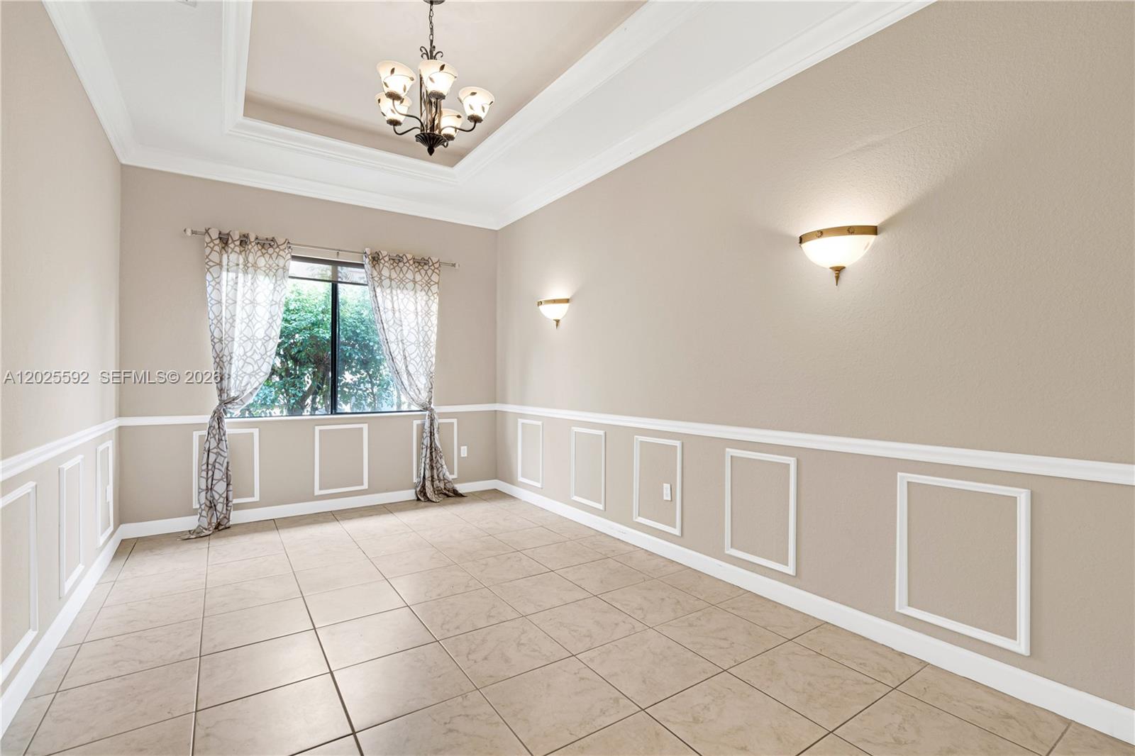 CUTLER CAY - Residential