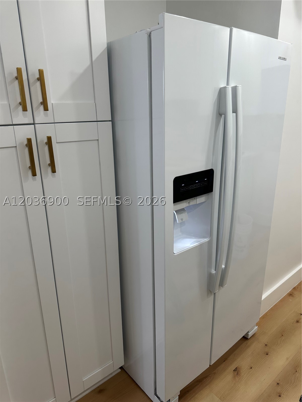 SAMARI LAKE EAST CONDO - Residential Lease