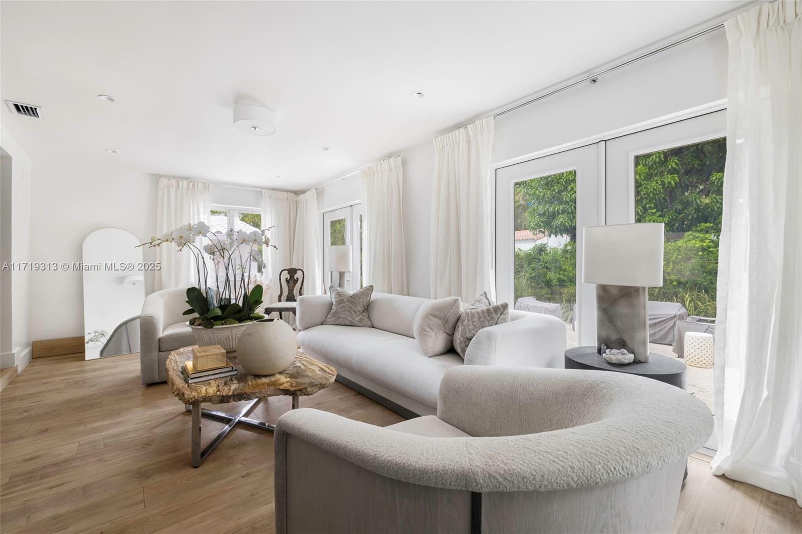 GRANADA GROVES - Residential