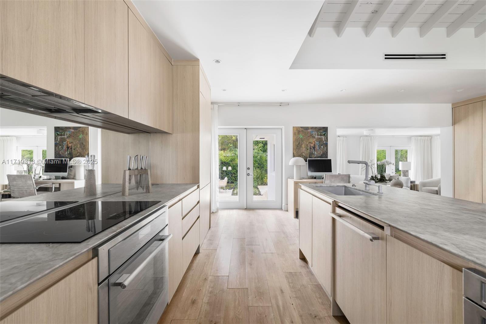 GRANADA GROVES - Residential