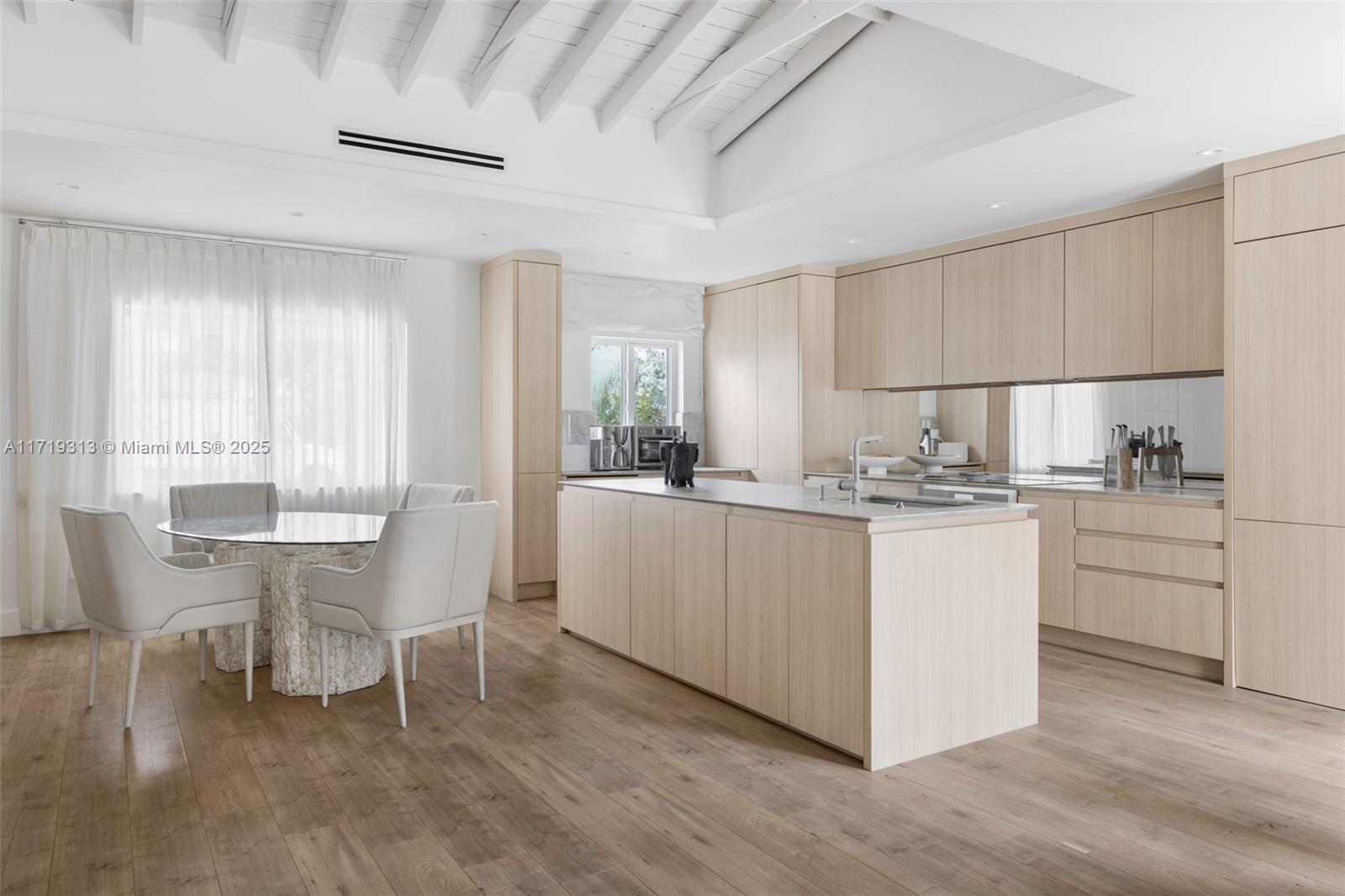 GRANADA GROVES - Residential