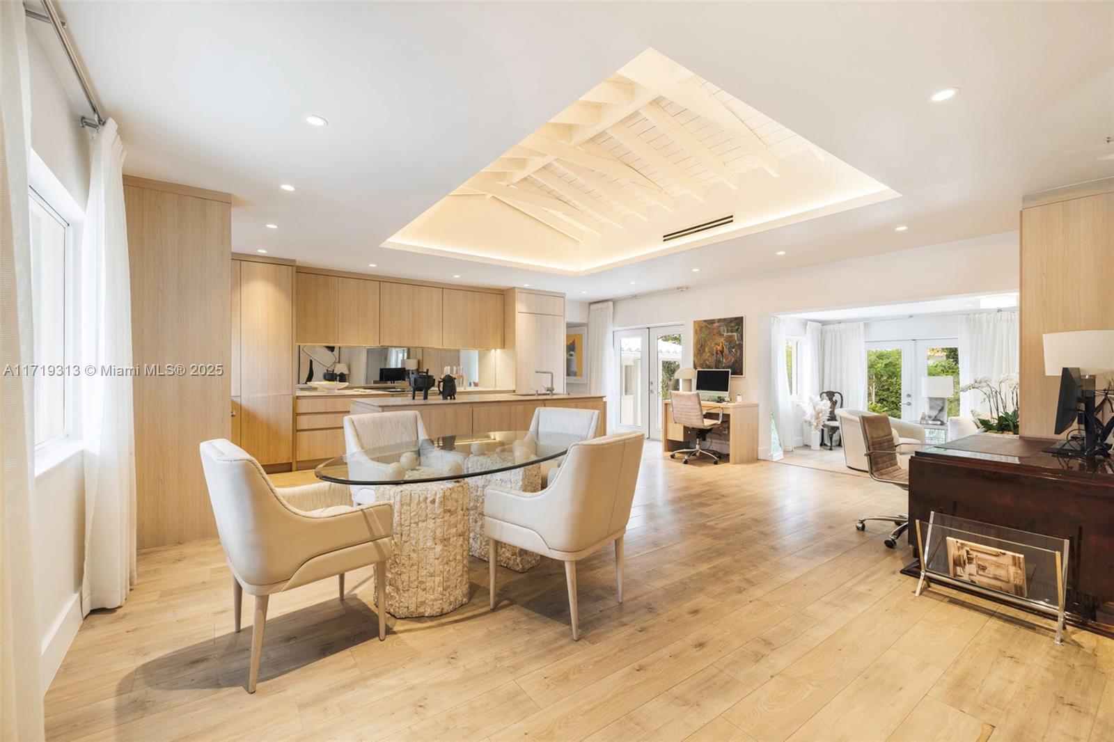 GRANADA GROVES - Residential