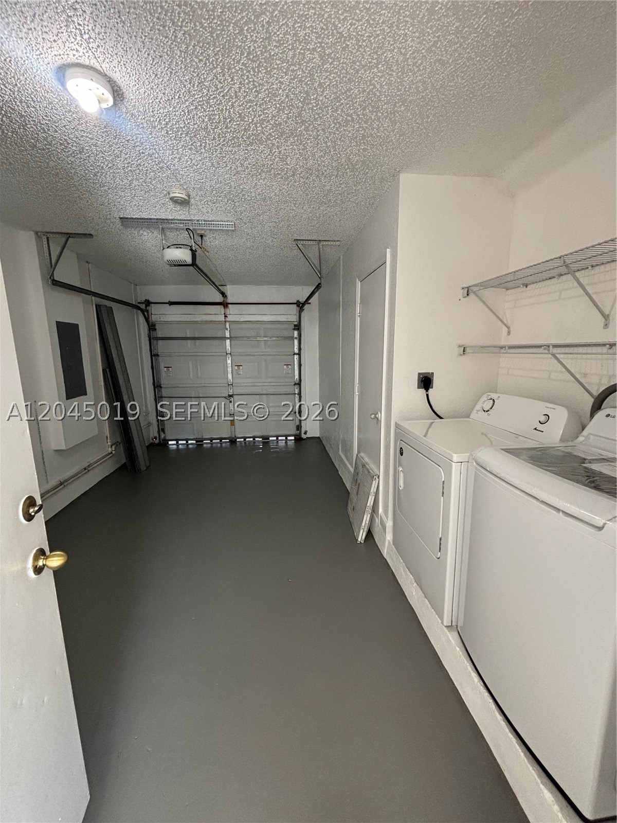 LAKES BY THE BAY SEC 12 - Residential Lease