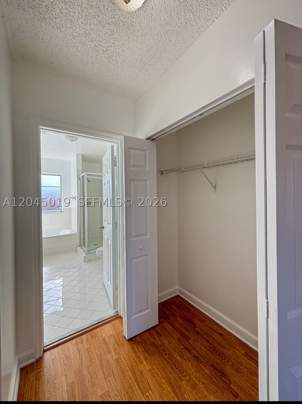 LAKES BY THE BAY SEC 12 - Residential Lease