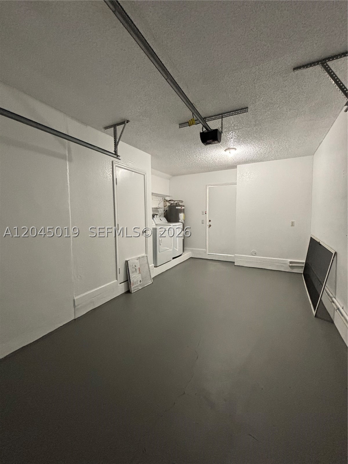 LAKES BY THE BAY SEC 12 - Residential Lease