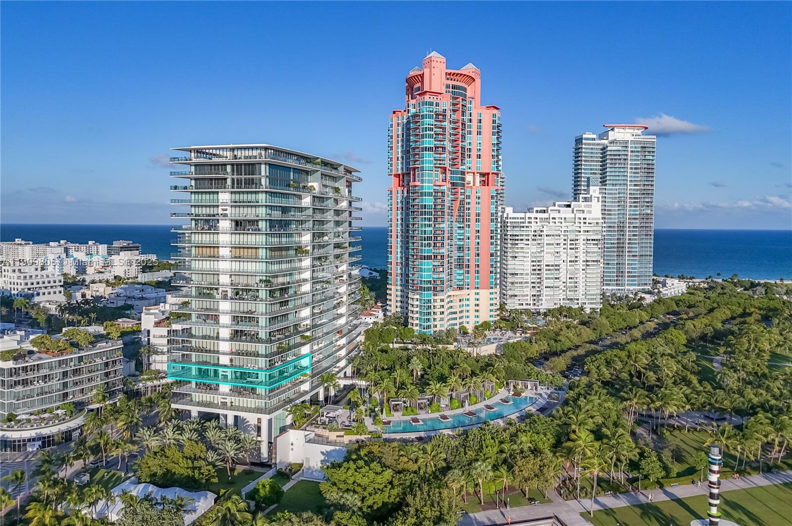 APOGEE CONDO - Residential