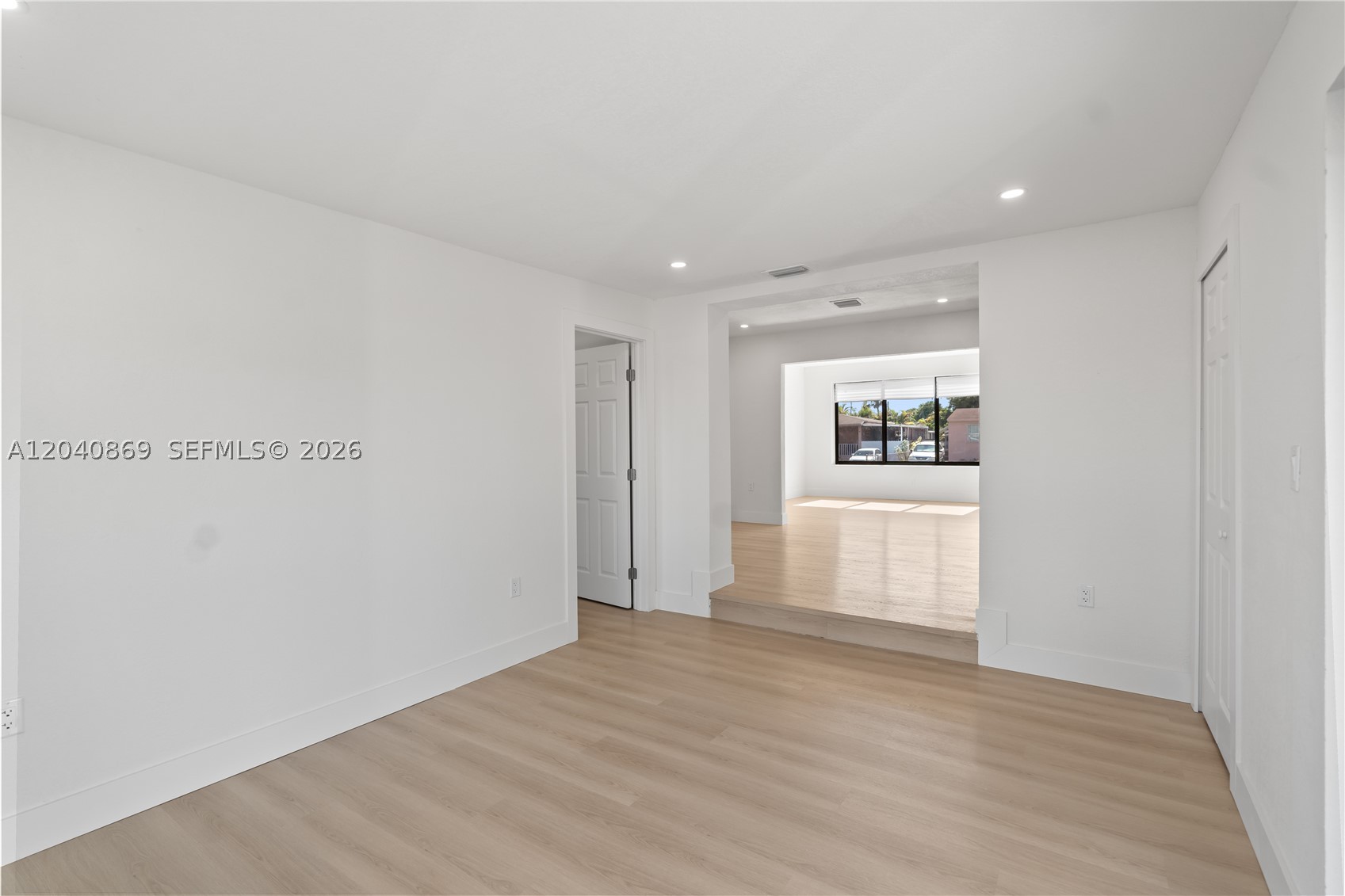 PALM ESTATES - Residential