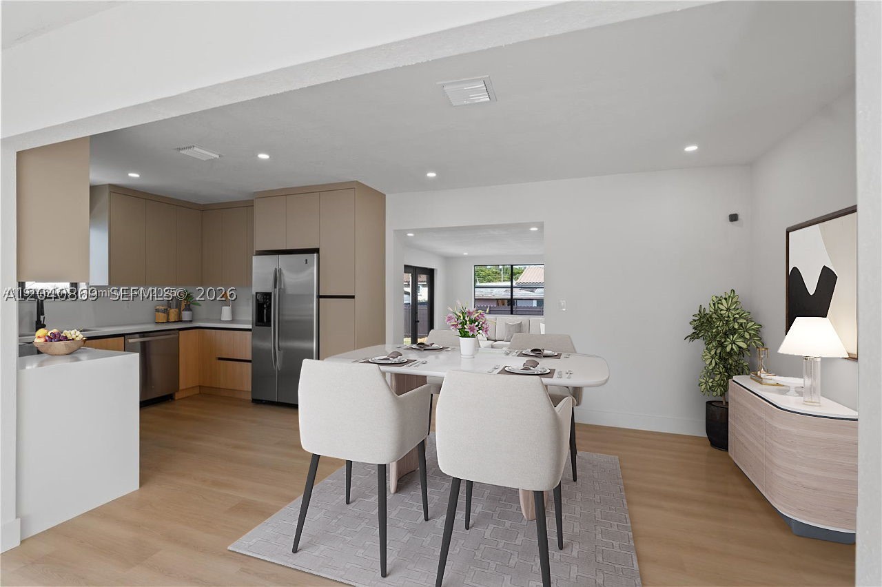 PALM ESTATES - Residential