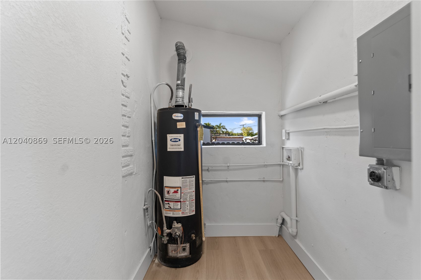 PALM ESTATES - Residential