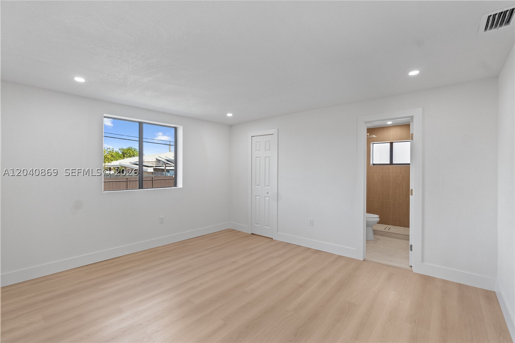 PALM ESTATES - Residential
