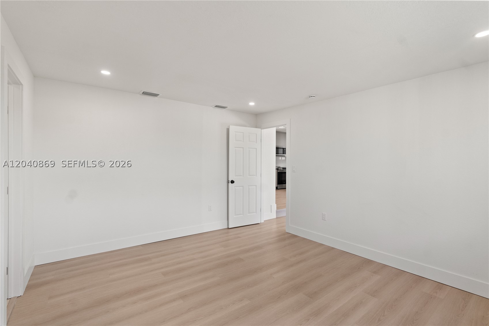 PALM ESTATES - Residential