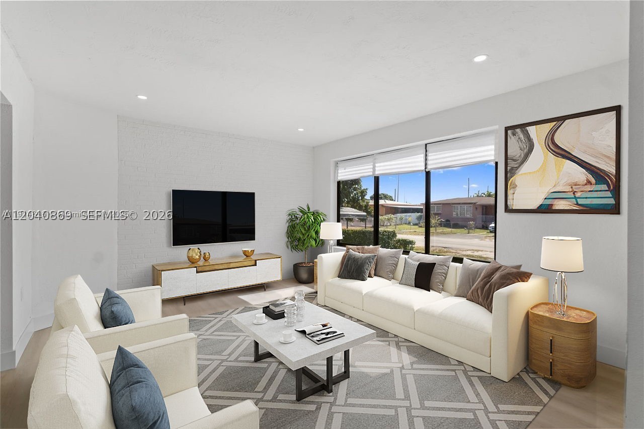 PALM ESTATES - Residential