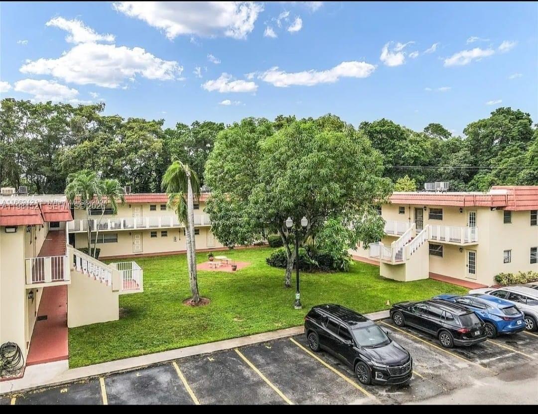 GOLF MANOR BLDG A CONDO - Residential