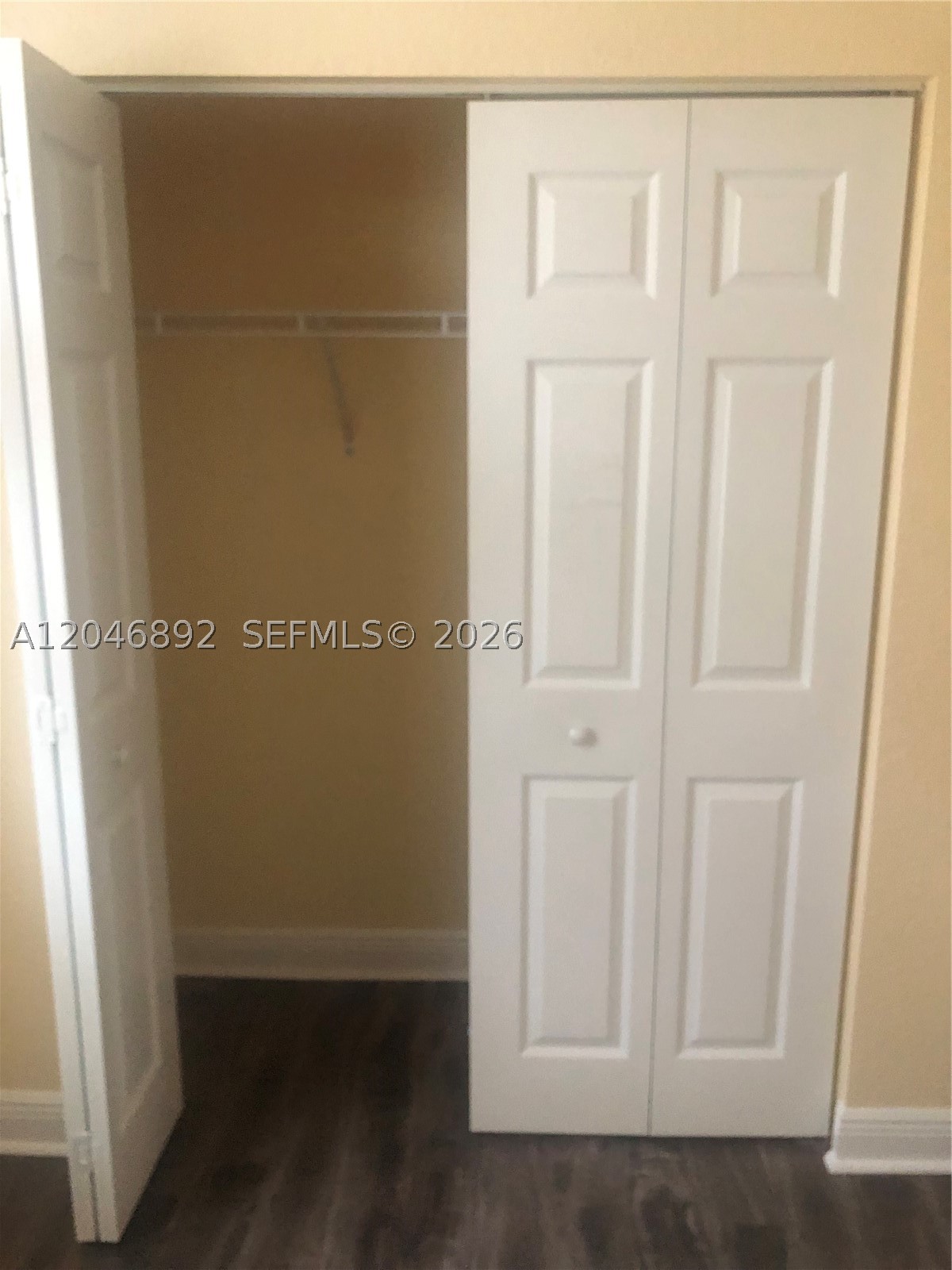 MEADOW PINES - Residential Lease