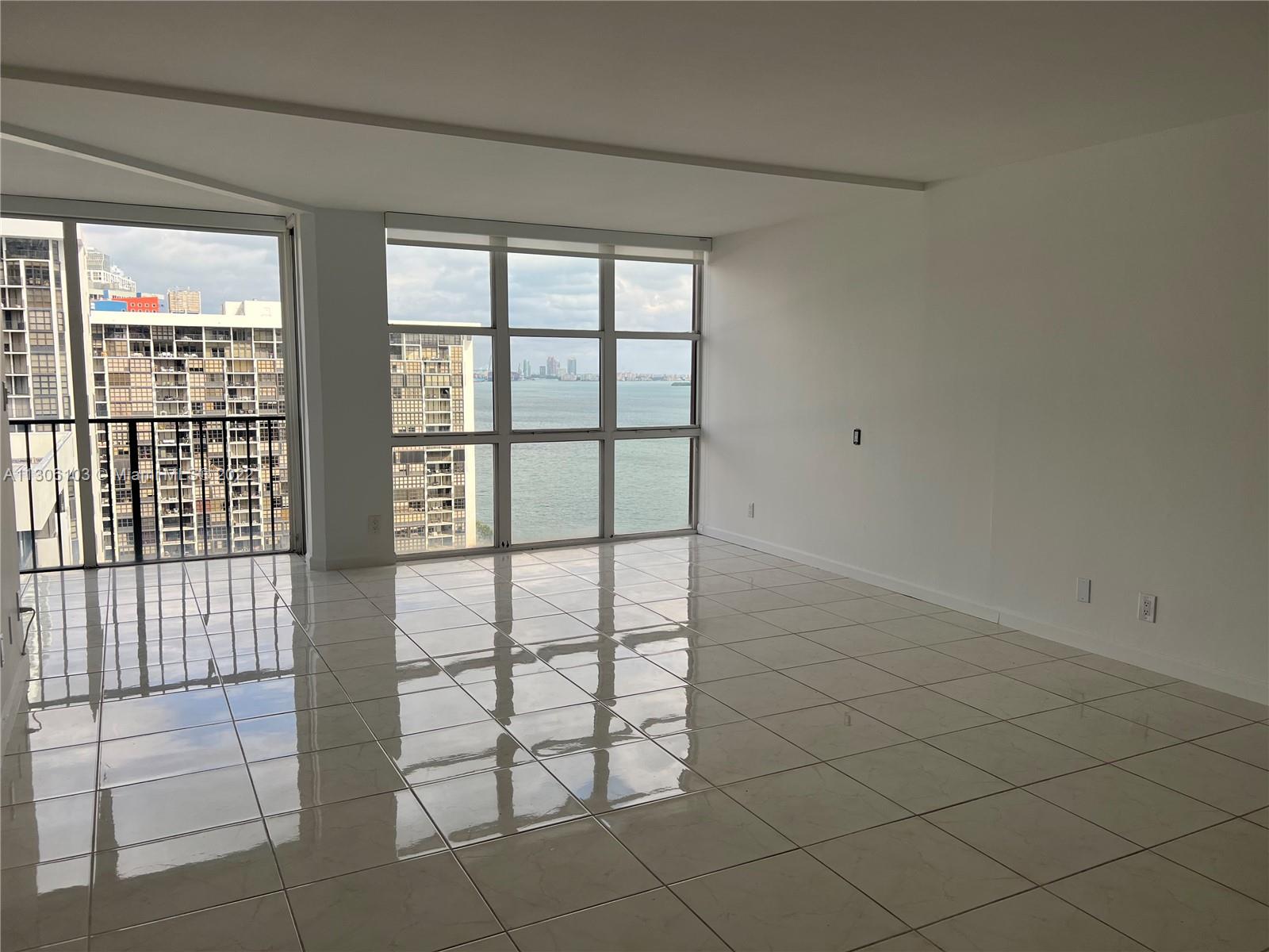 BRICKELL PLACE PHASE II C - Residential Lease
