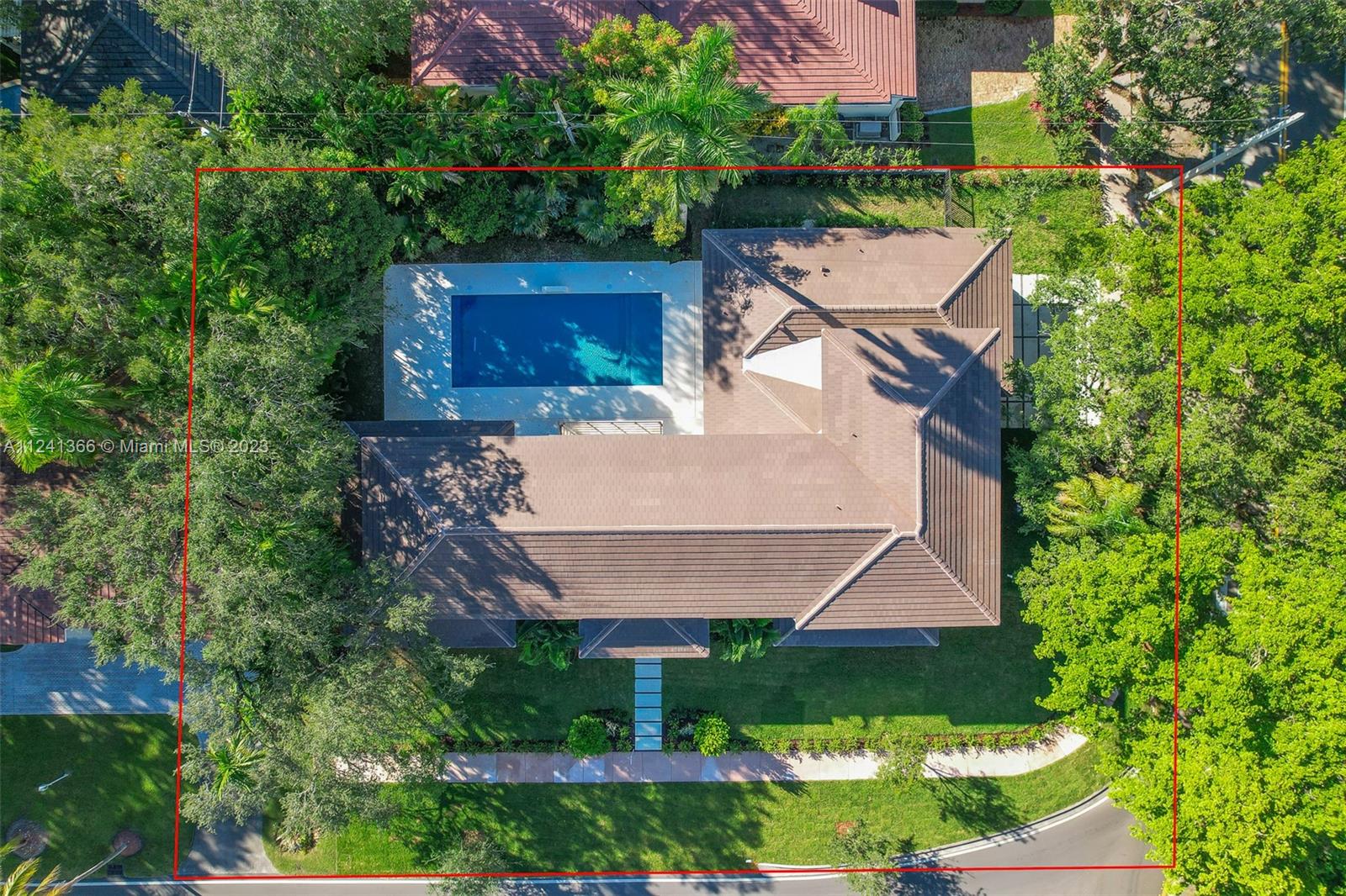 CORAL GABLES RIVIERA SEC - Residential
