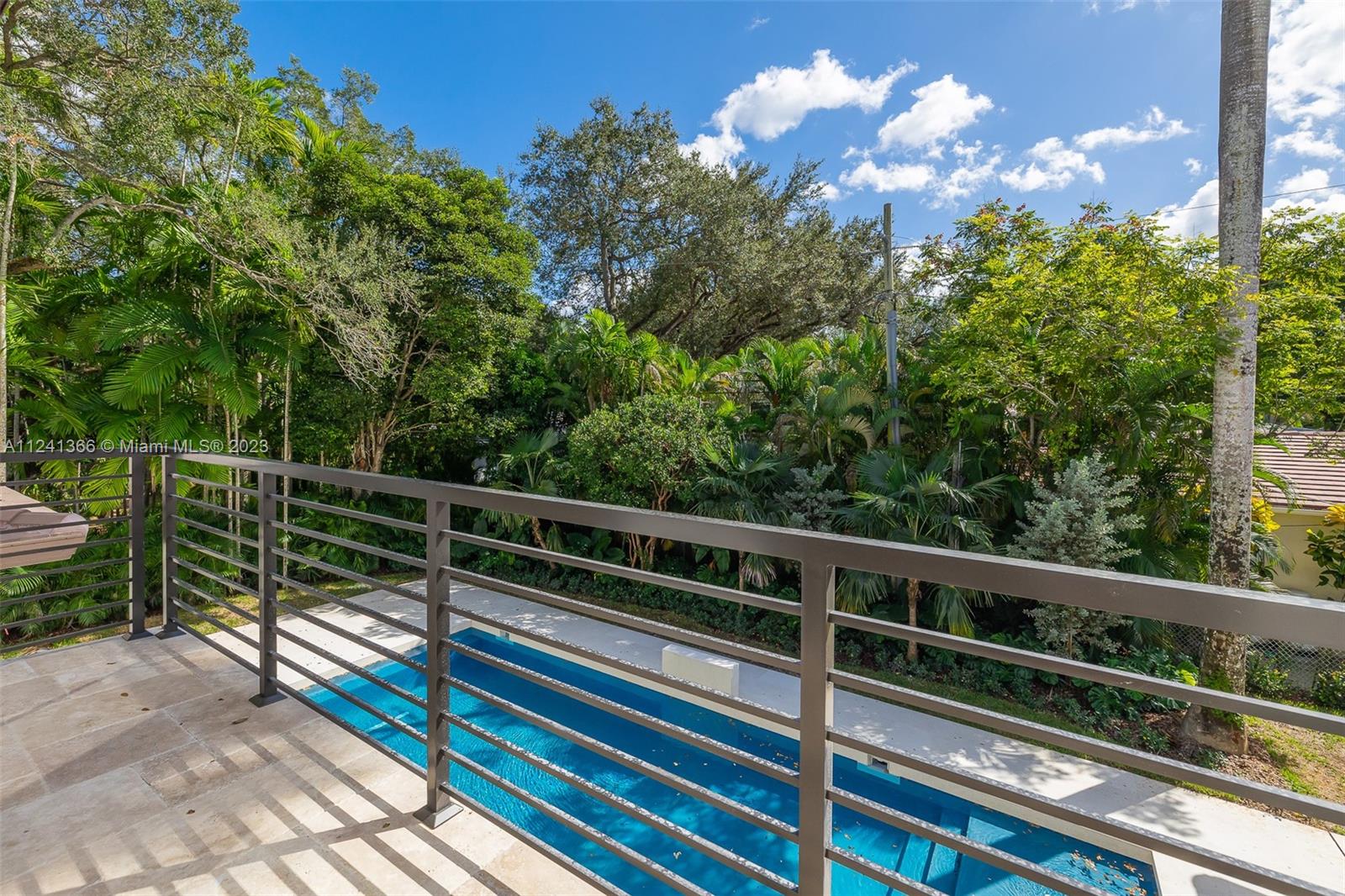 CORAL GABLES RIVIERA SEC - Residential