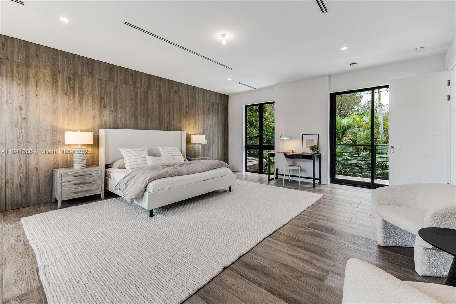 CORAL GABLES RIVIERA SEC - Residential