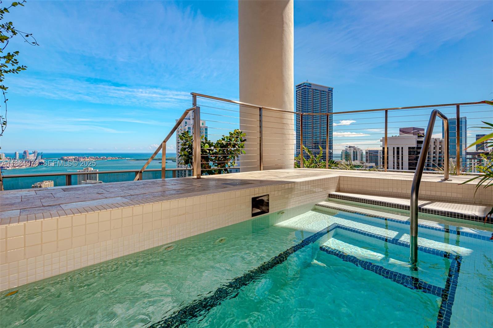 801 SMA RESIDENCES CONDO - Residential