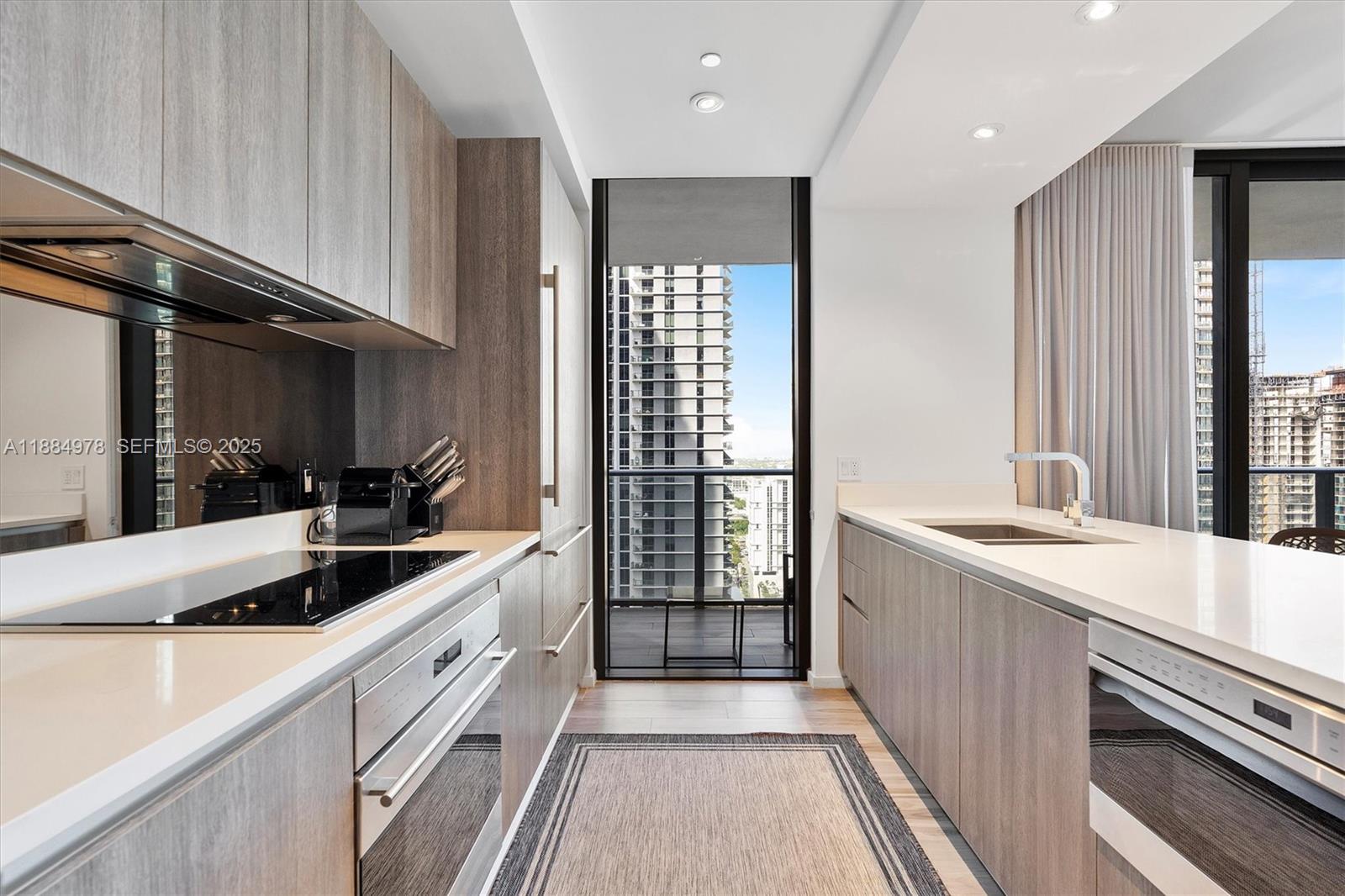 801 SMA RESIDENCES CONDO - Residential