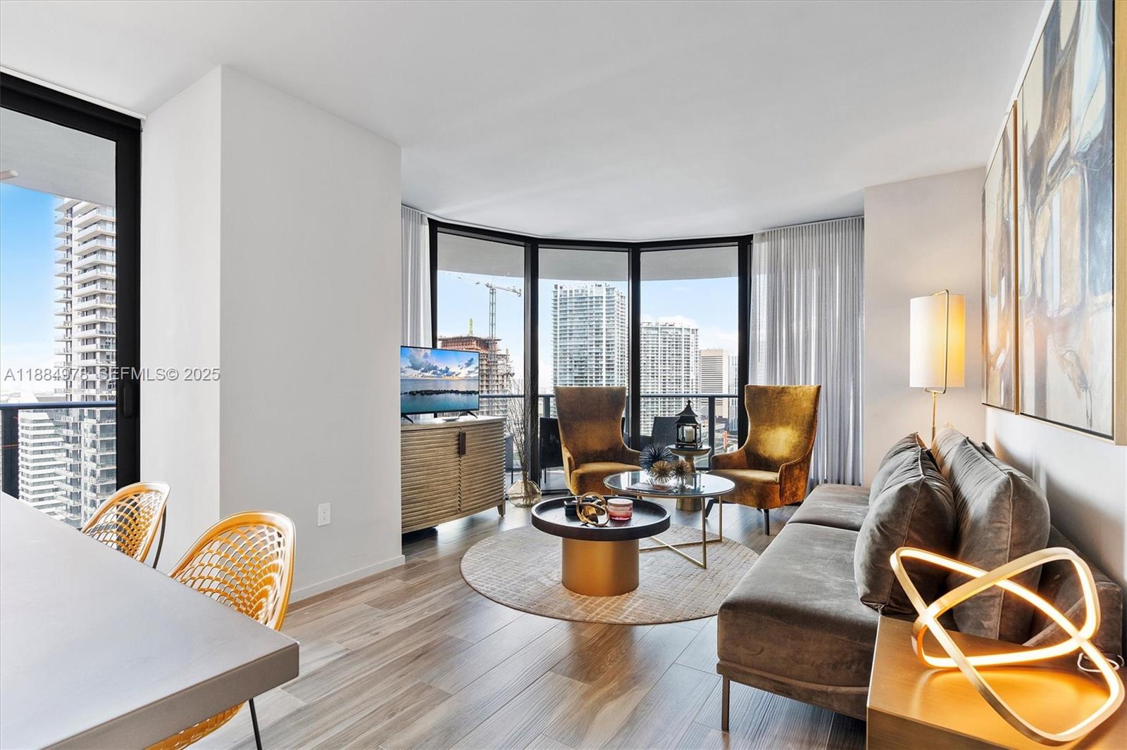 801 SMA RESIDENCES CONDO - Residential