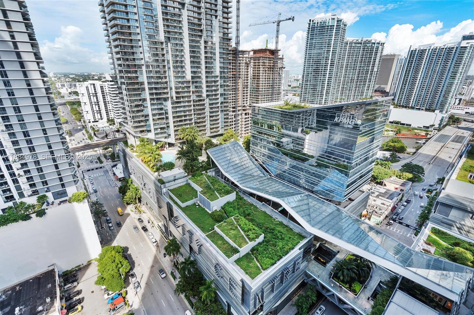 801 SMA RESIDENCES CONDO - Residential