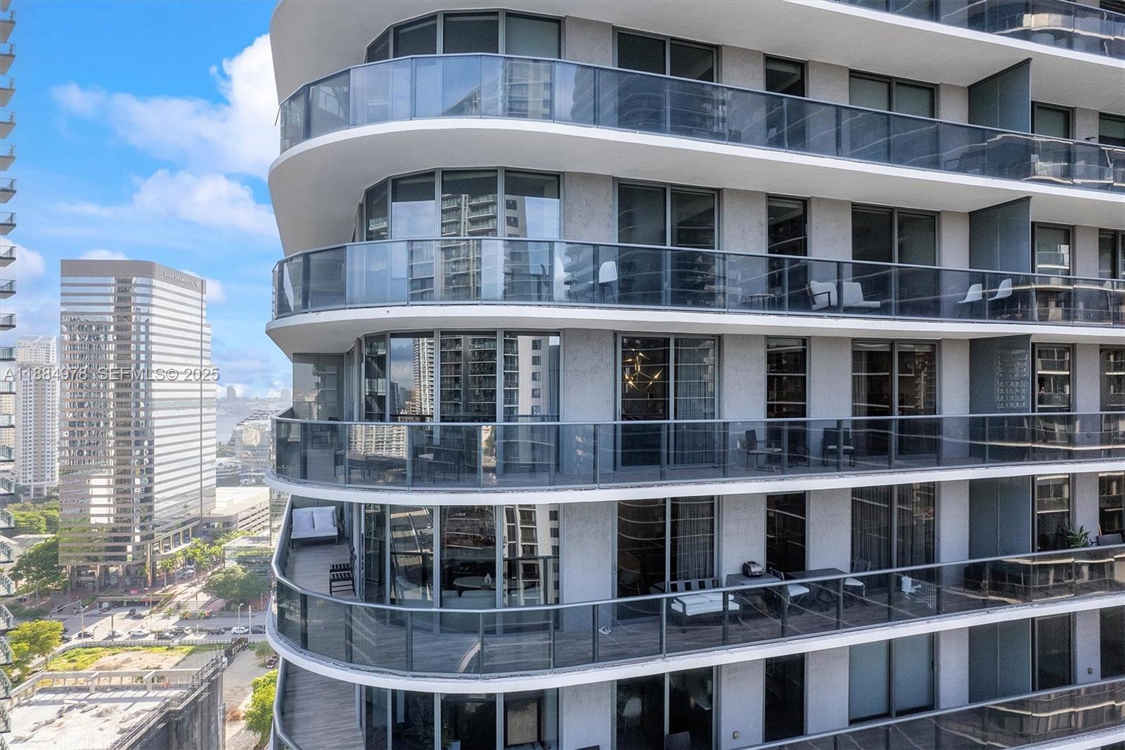 801 SMA RESIDENCES CONDO - Residential