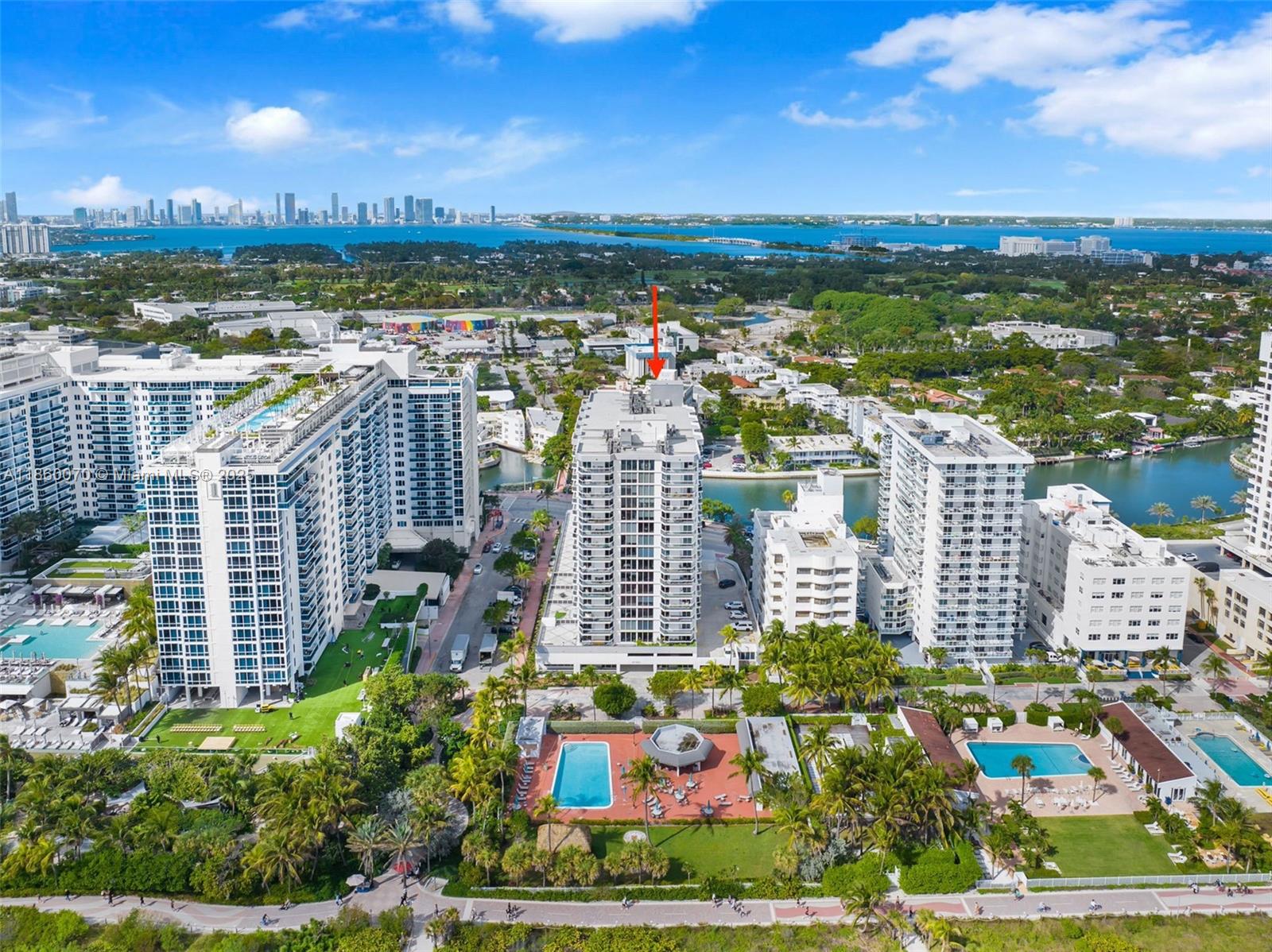THE RIVIERA CONDO - Residential
