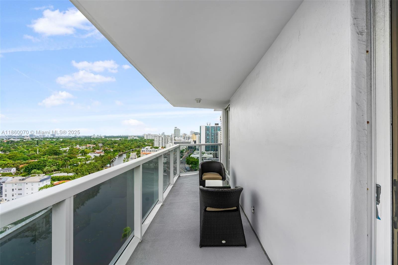 THE RIVIERA CONDO - Residential