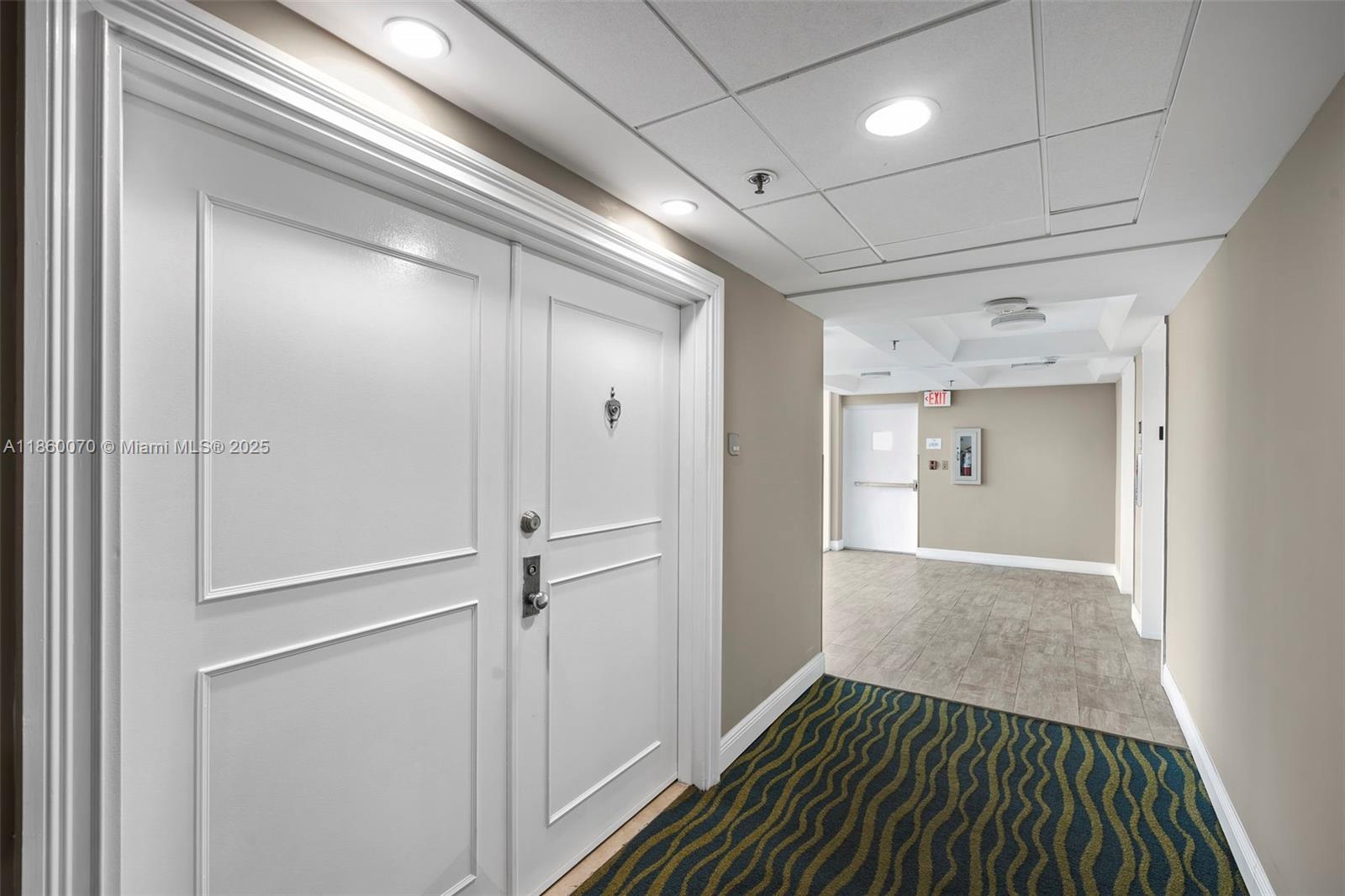 THE RIVIERA CONDO - Residential
