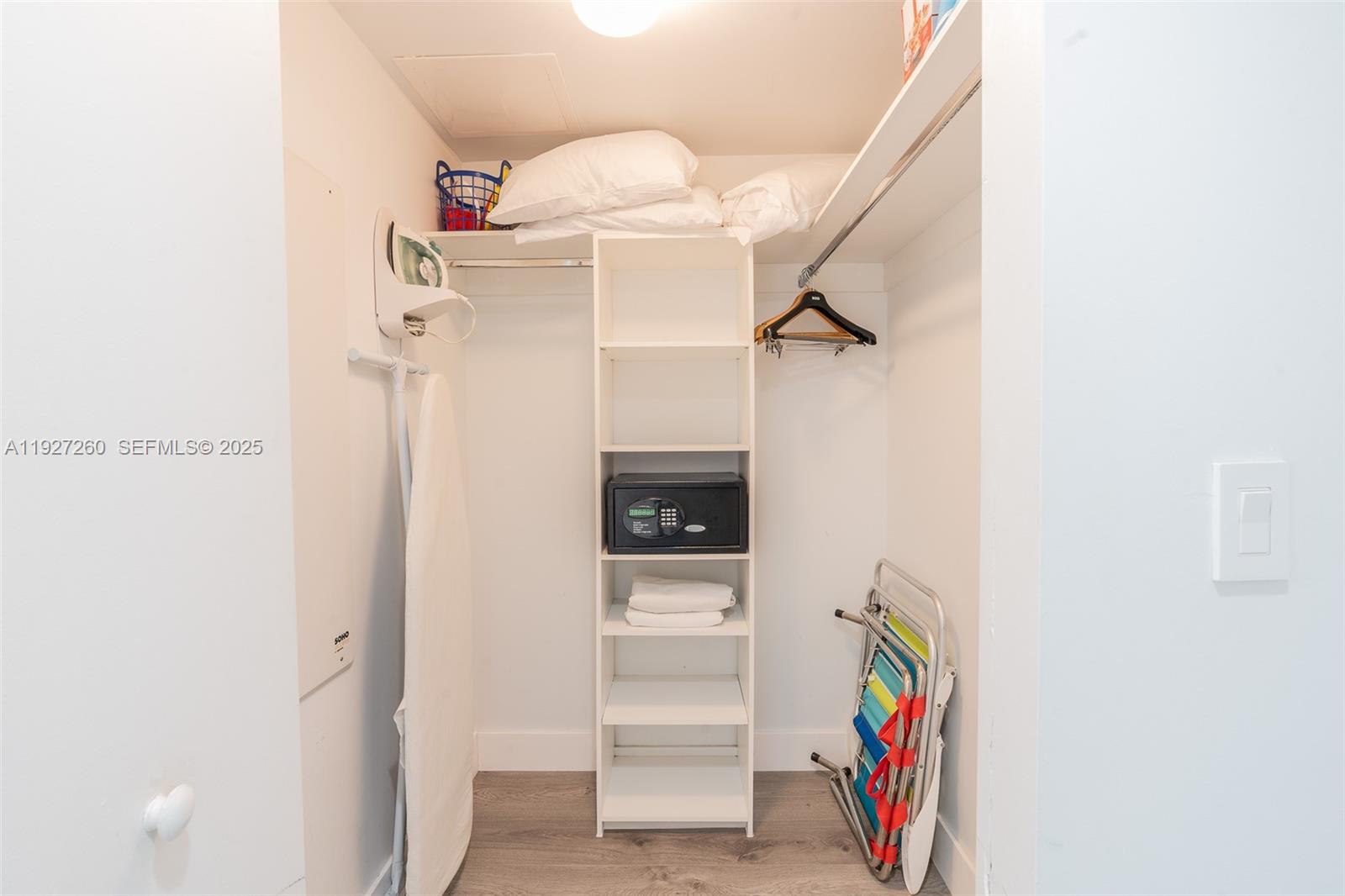 BEACHWALK CONDOMINIUM - Residential
