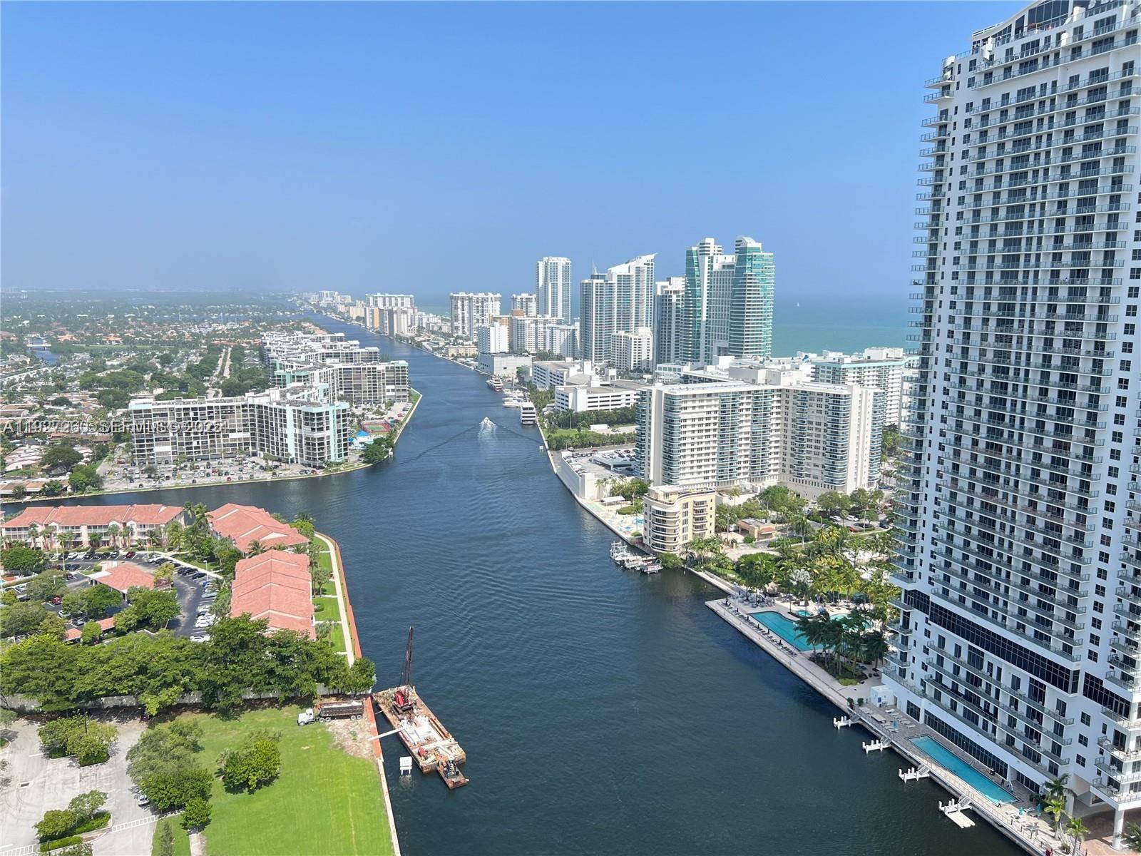BEACHWALK CONDOMINIUM - Residential