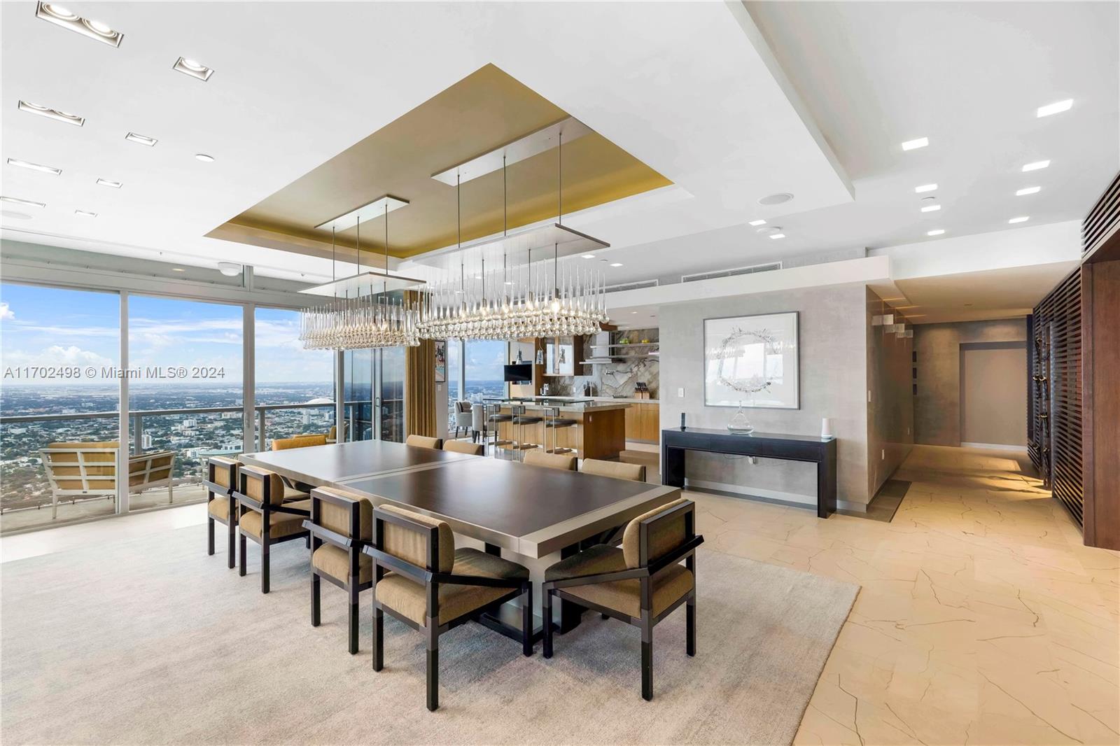 Four Seasons Residences - Residential
