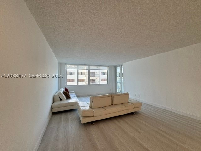 THE CARRIAGE HOUSE CONDO - Residential